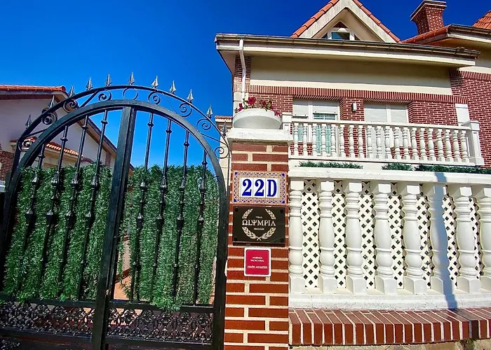 Atenea Guest house 3*