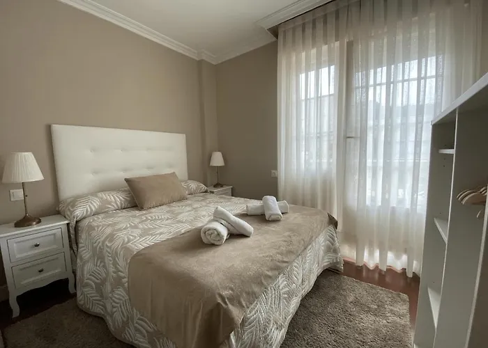 Atenea Castro-Urdiales